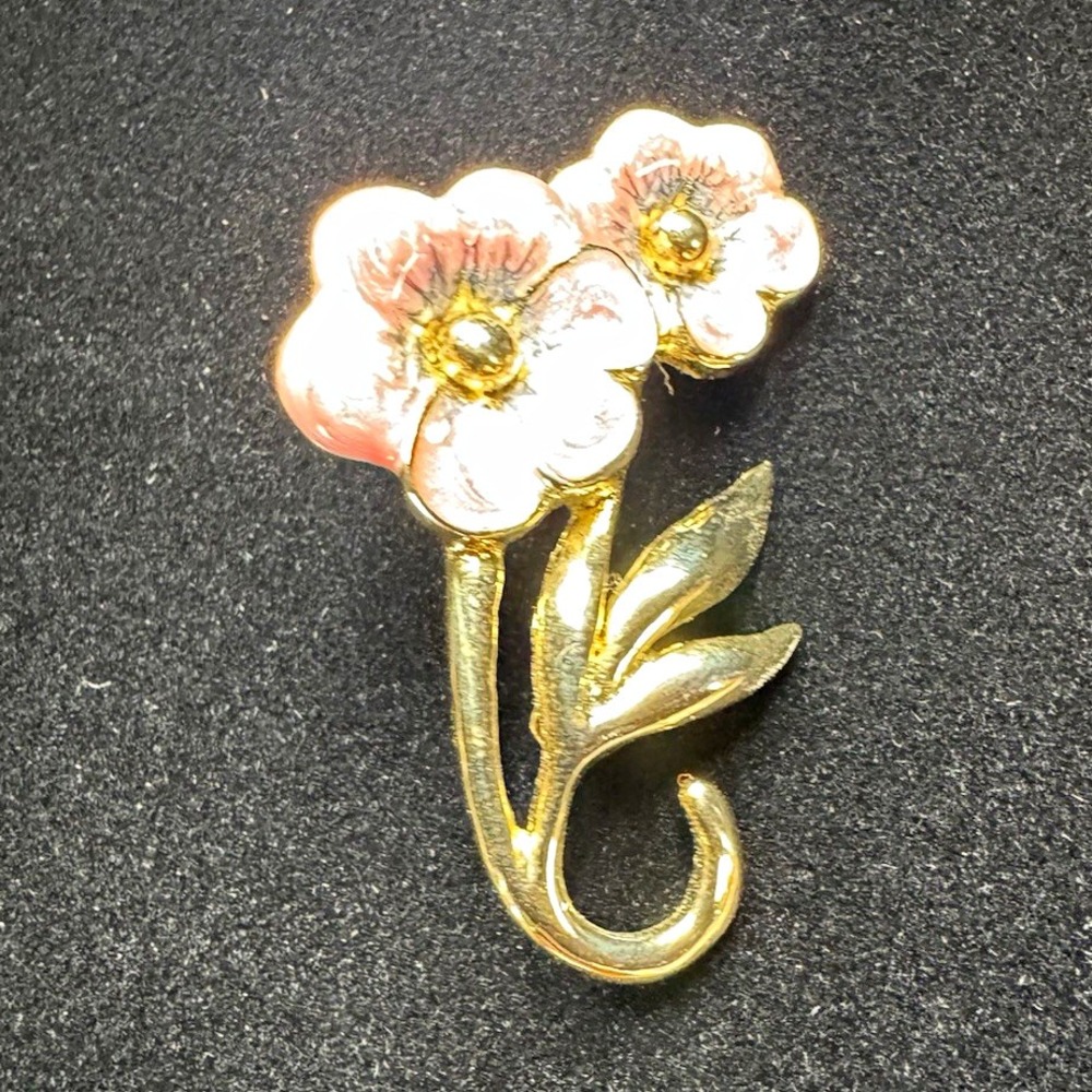 Gold Tone Pink Enamel Flower Brooch Pin Floral Design